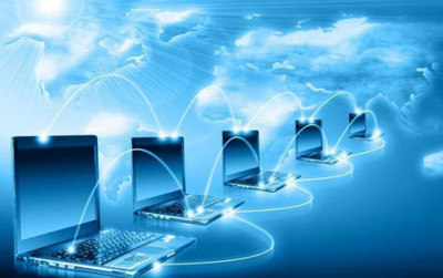 網(wǎng)絡(luò)空間是以互聯(lián)網(wǎng)為代表的信息技術(shù)革命跨越( )、( )、( ) 催生并形成了一個?